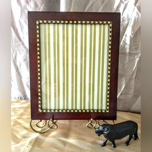 Unique Pretty Wooden Frame - Inlayed Marquetry - Vintage Mahogany